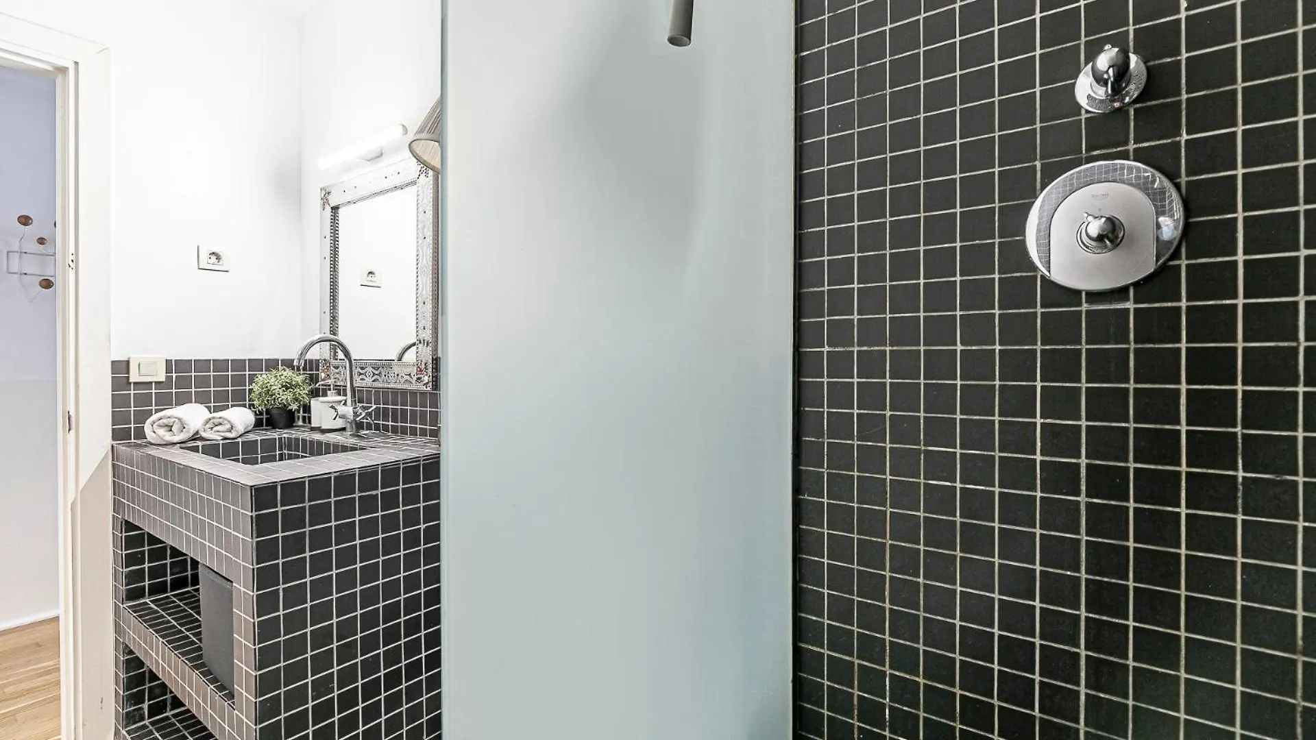 Super Central Apartment, Spacious And Bright Barcellona