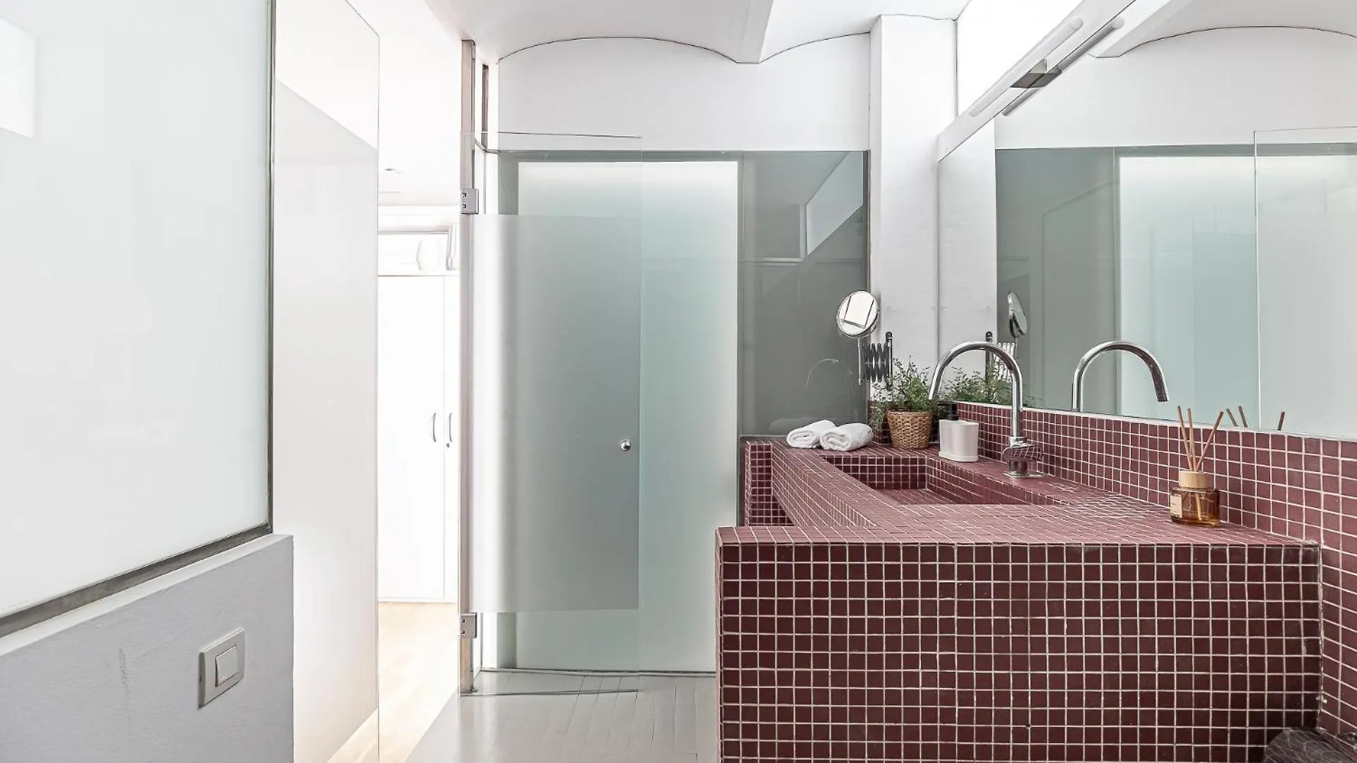 Super Central Apartment, Spacious And Bright Appartamento