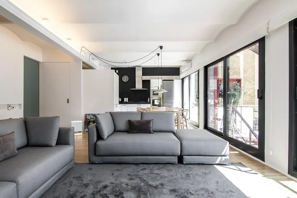 Super Central Apartment, Spacious And Bright Spagna